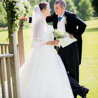 Kent Hair & Makeup Artist | Outdoor summer wedding